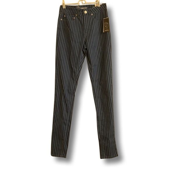 Striped Skinny Pants  - Picture 2 of 9